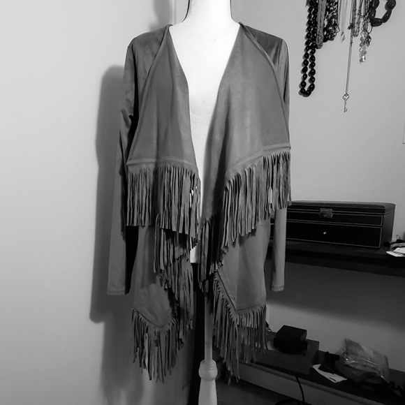 DG2 by Diane Gilman Fringe Waterfall Jacket - Picture 2 of 8